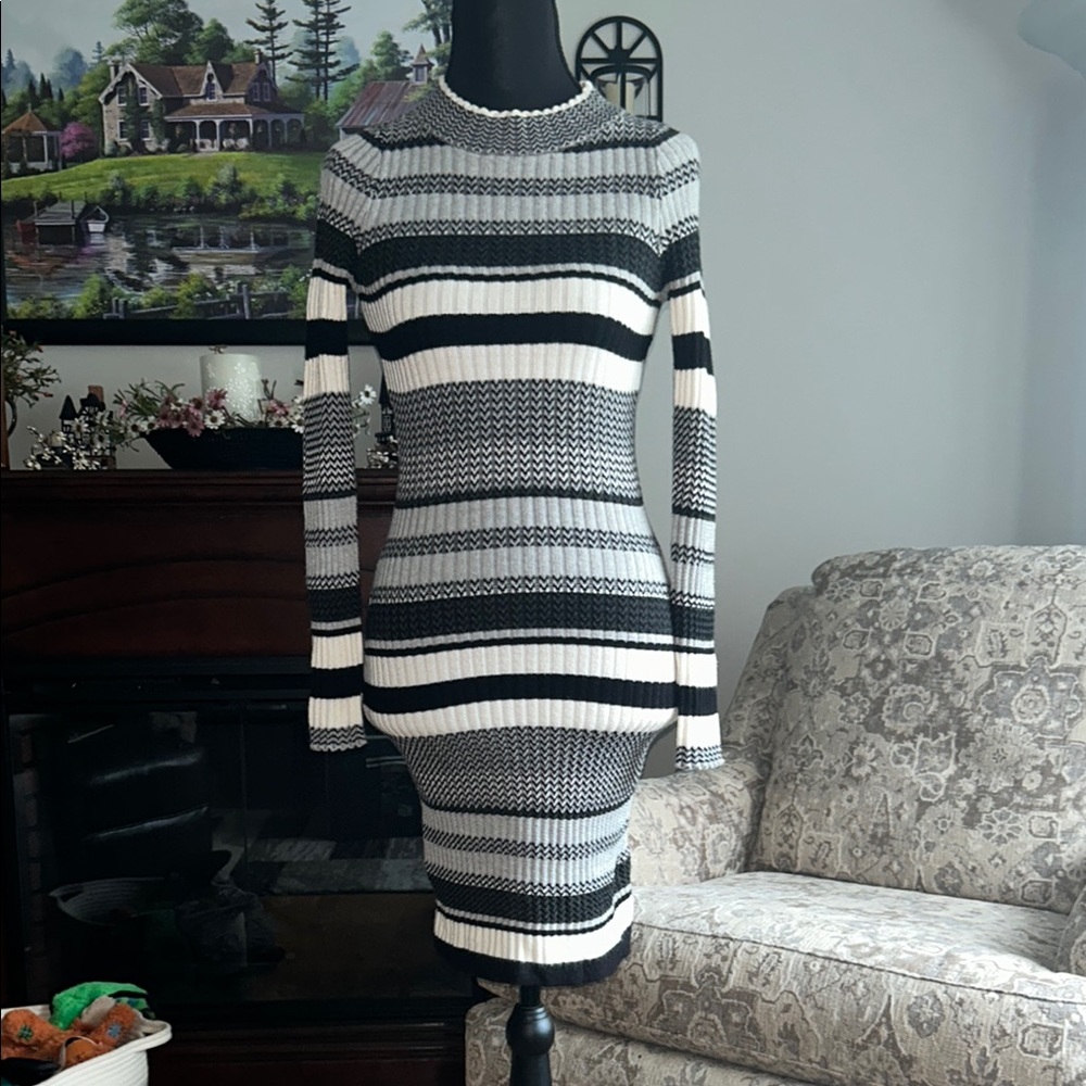 Romeo & Juliet Couture Monochrome Striped Dress